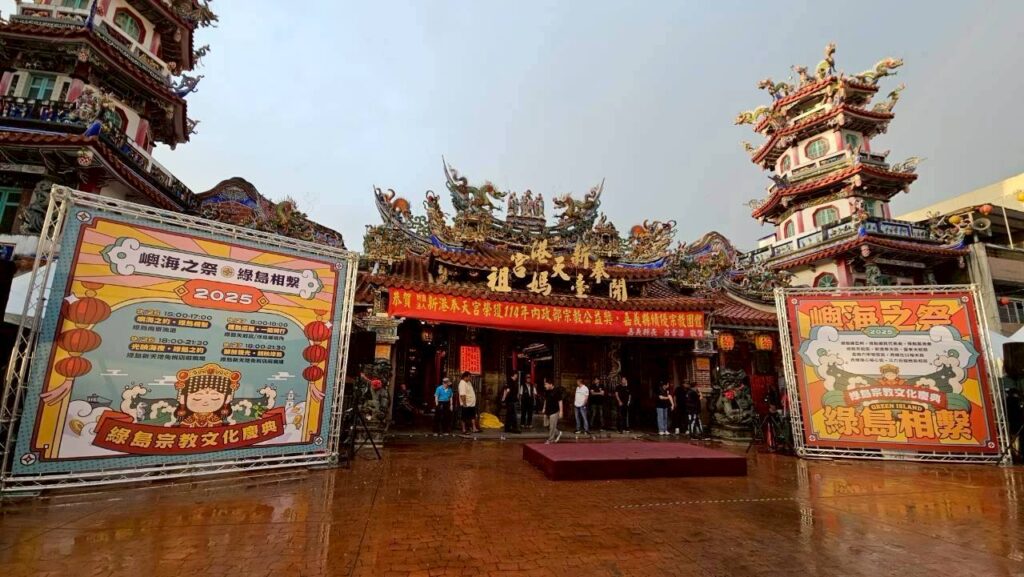 F59E3EDC-1BC1-4D52-A279-2021CFDAE25F